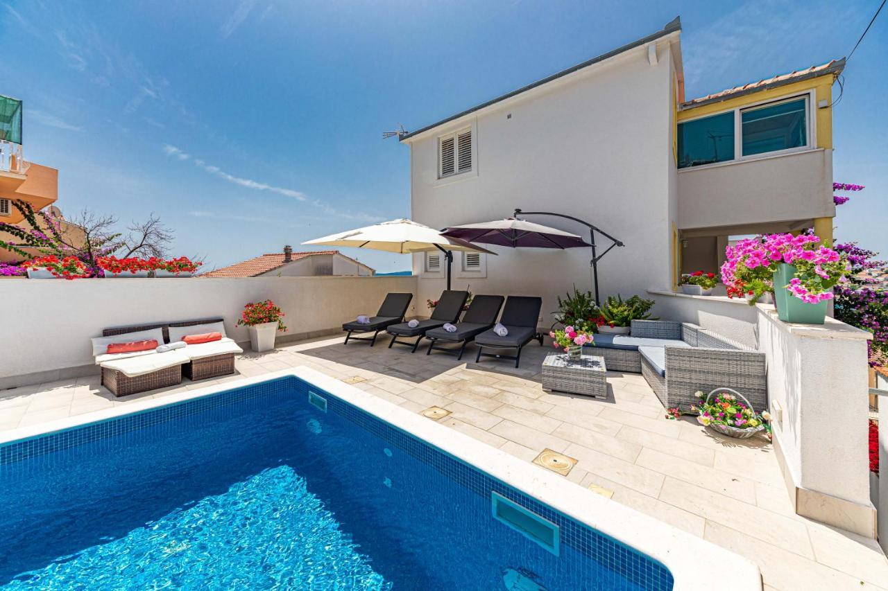 Apartments Villa Nea Leona Trogir Ngoại thất bức ảnh