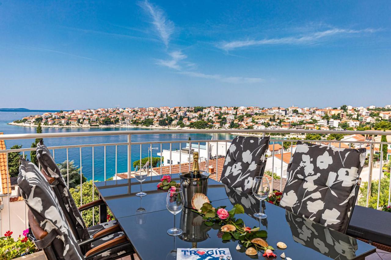 Apartments Villa Nea Leona Trogir Ngoại thất bức ảnh