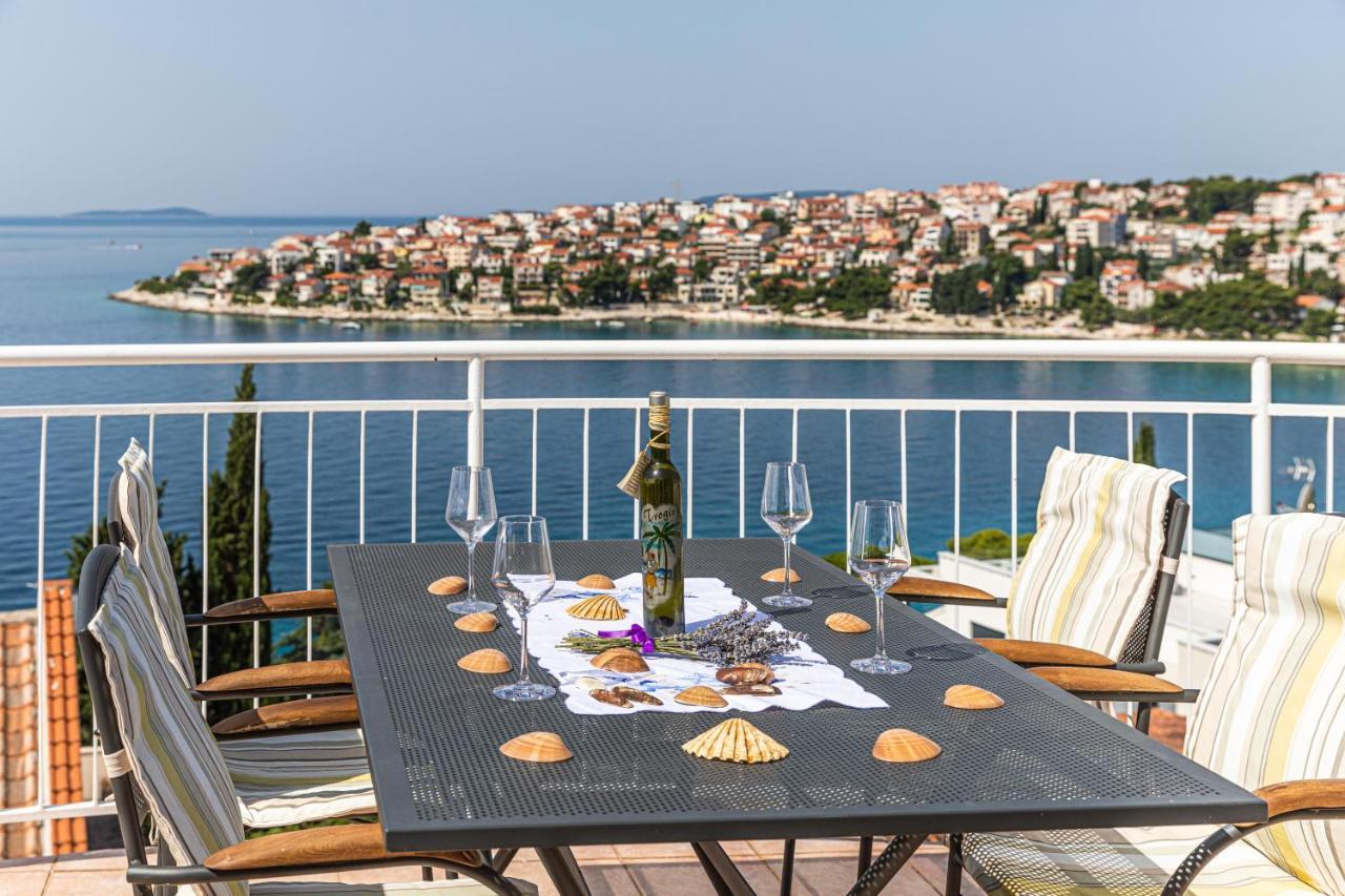 Apartments Villa Nea Leona Trogir Ngoại thất bức ảnh