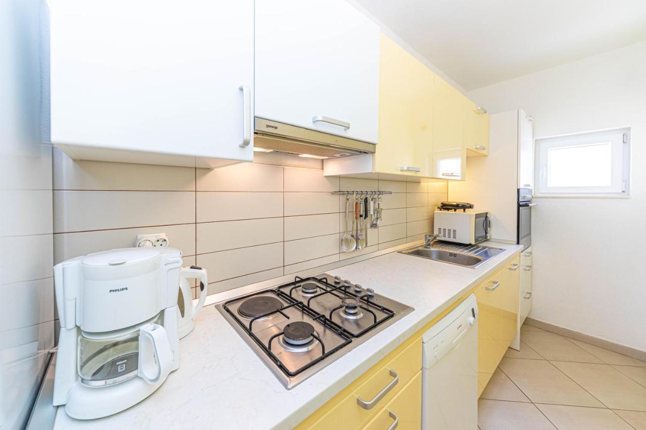 Apartments Villa Nea Leona Trogir Ngoại thất bức ảnh
