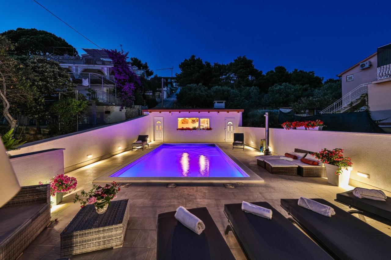 Apartments Villa Nea Leona Trogir Ngoại thất bức ảnh
