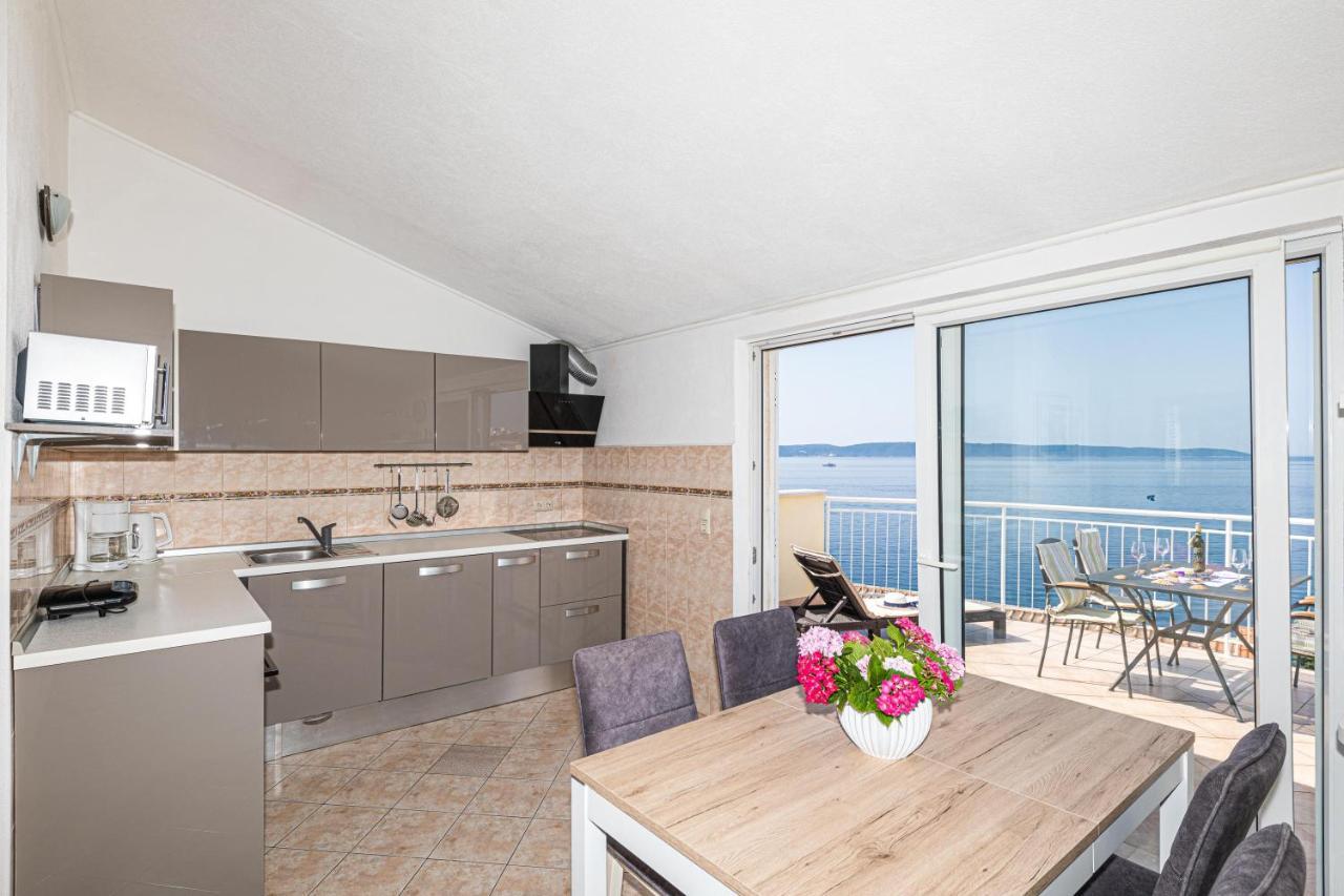 Apartments Villa Nea Leona Trogir Ngoại thất bức ảnh