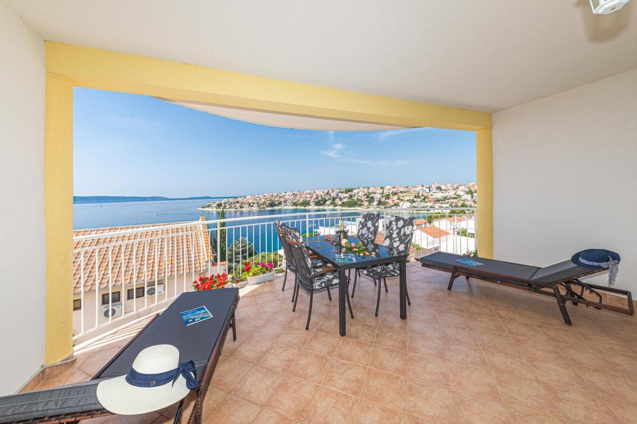 Apartments Villa Nea Leona Trogir Ngoại thất bức ảnh